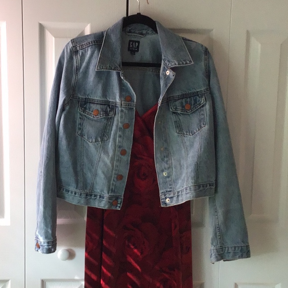 GAP Cropped Denim Jacket